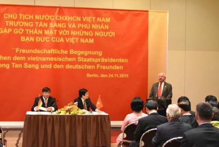 Chủ tịch nước Trương Tấn Sang gặp những người bạn Đức của Việt Nam.