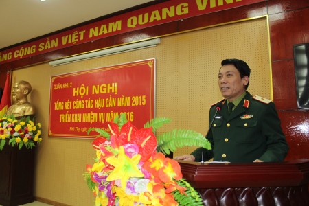 Thiếu tướng Lê Xuân Duy, Phó Tư lệnh Quân khu phát biểu chỉ đạo hội nghị.