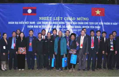Đoàn đại biểu Việt Nam - Lào thăm khu Di tích lịch sử cách mạng Việt Nam - Lào tại Sơn La.