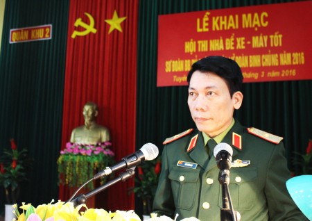 Thiếu tướng Lê Xuân Duy, Phó Tư lệnh Quân khu phát biểu khai mạc Hội thi.