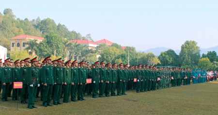 Các khối tham Lễ ra quân huấn luyện năm 2016. 