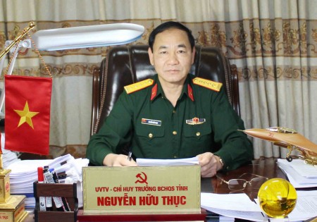  Đại tá Nguyễn Hữu Thục, Ủy viên BTV Tỉnh ủy, CHT Bộ CHQS tỉnh Vĩnh Phúc