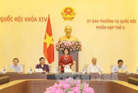 Chủ tịch Quốc hội Nguyễn Thị Kim Ngân phát biểu khai mạc phiên họp. Ảnh: TTXVN. 