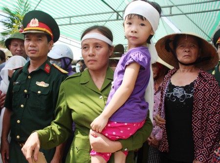 Đại úy Cao Xuân Tú trở về lòng đất mẹ xã Diễn Cát, huyện Diễn Châu, tỉnh Nghệ An.