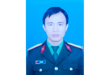 Đại úy Cao Xuân Tú. 