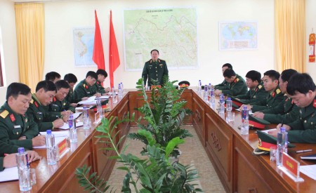 Thiếu tướng Vũ Sơn Hoàng, quán triệt nội dung, yêu cầu kiểm tra tại Trung đoàn 880.