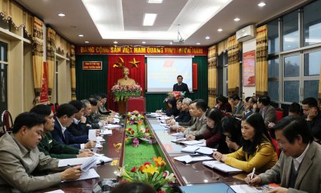 Đồng chí  Hoàng Việt Anh, Ủy viên Ban Thường vụ Tỉnh ủy, Trưởng Ban Tuyên giáo Tỉnh ủy chủ trì hội nghị.