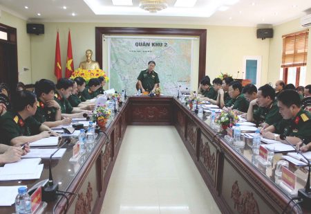 Thiếu tướng Hoàng Ngọc Dũng, Phó Tư lệnh Quân khu chủ trì kiểm tra công tác lãnh đạo của Đảng ủy Cục Hậu cần.