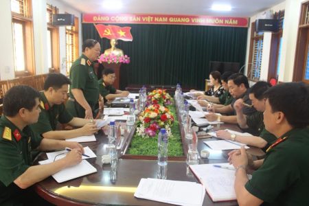 Thiếu tướng Vũ Sơn Hoàng phát biểu thống nhất chỉ đạo công tác chuẩn bị hội nghị.